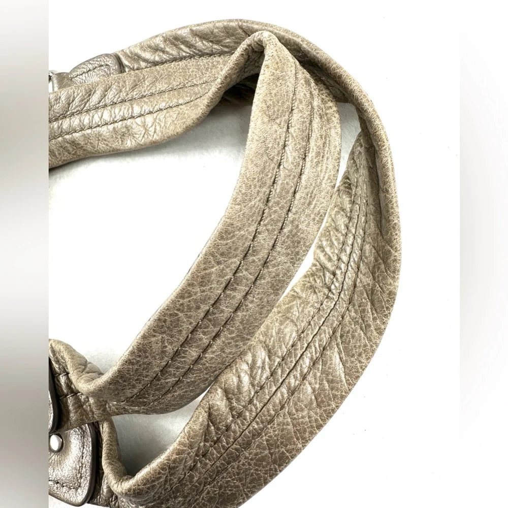 Marc by Marc Jacobs Gold Leather Large Shoulder Bag Turn Locks 3 Sections - Picture 12 of 14